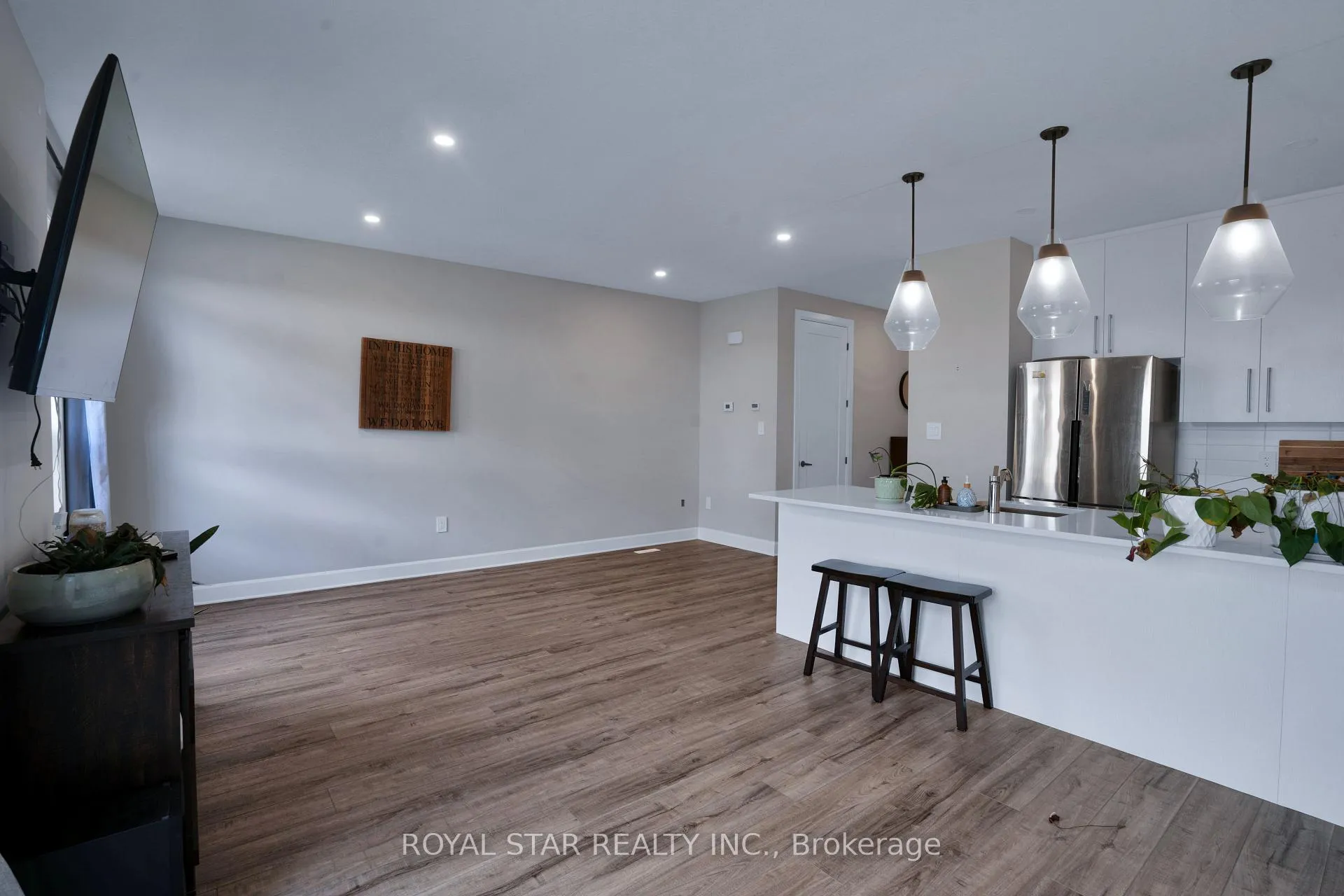Photo 9 of Unit 108, 175 Doan Drive, Middlesex Centre, Rural Middlesex Centre — HOMEH