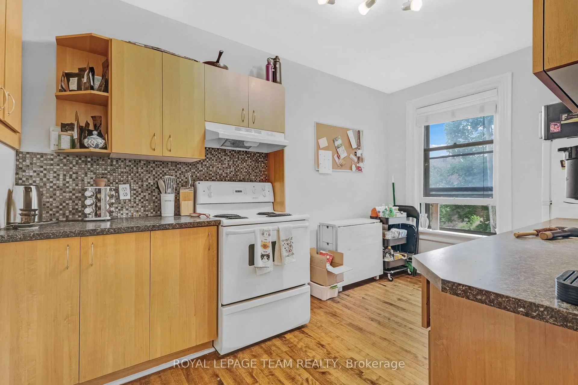 Photo 19 of 44 Mcleod Street, Ottawa, Ottawa Centre/Golden Triangle — HOMEH