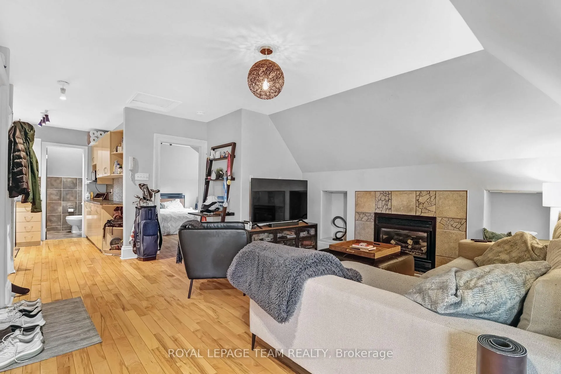 Photo 23 of 44 Mcleod Street, Ottawa, Ottawa Centre/Golden Triangle — HOMEH