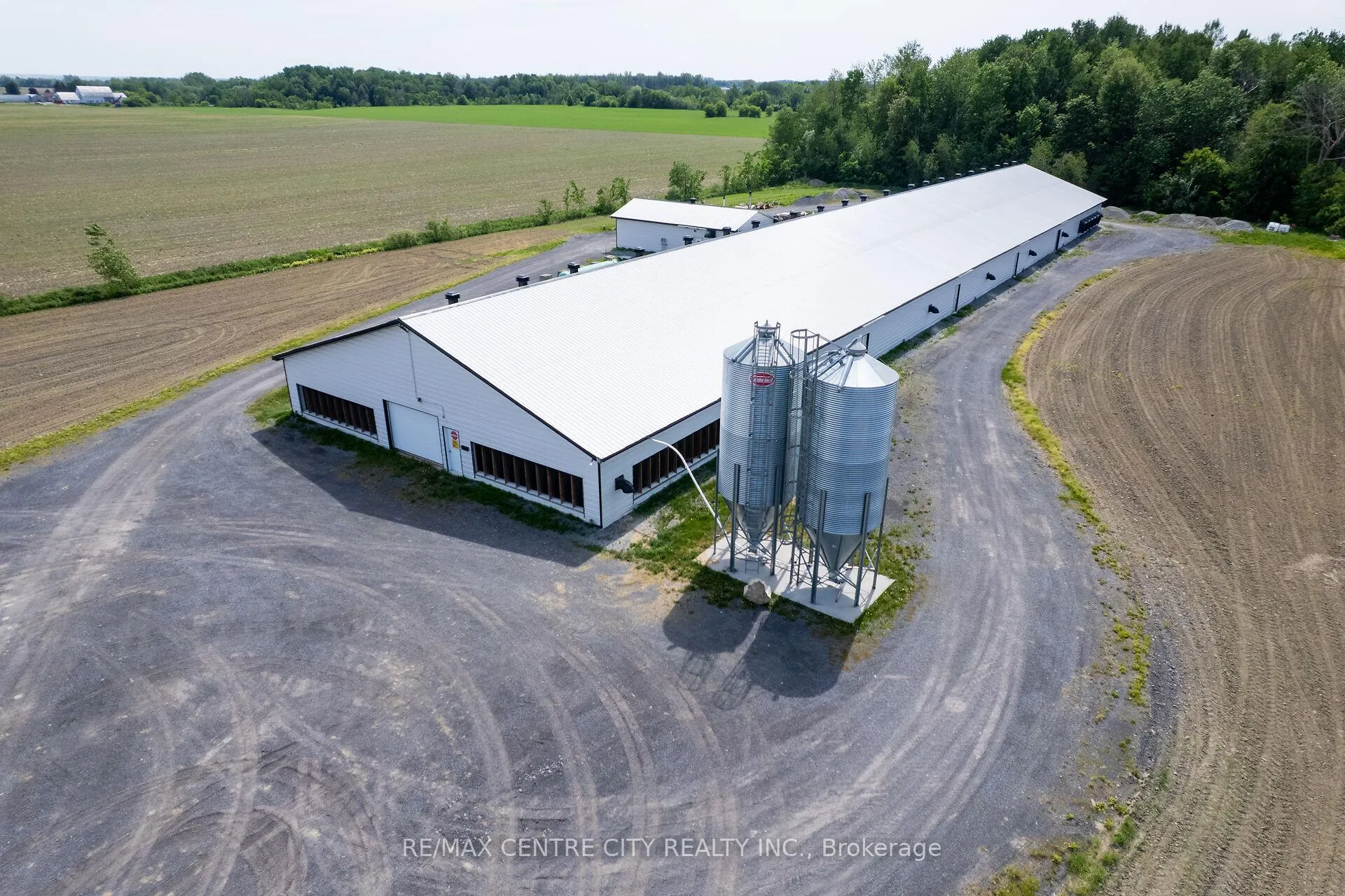 Photo 7 of 4390 Dicaire Road, The Nation, The Nation Municipality — HOMEH