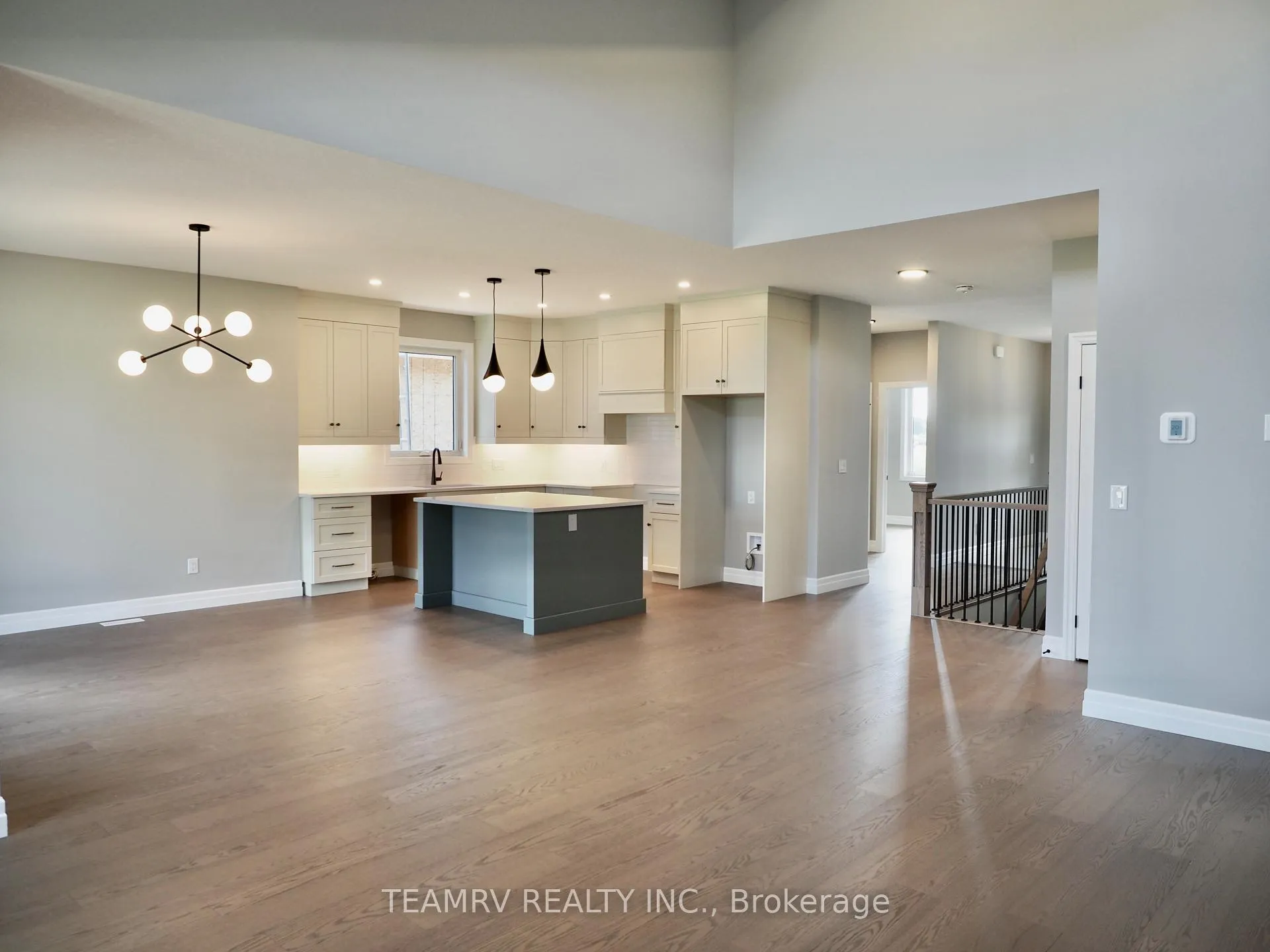 Photo 6 of 17 Darrow Drive, Tillsonburg — HOMEH