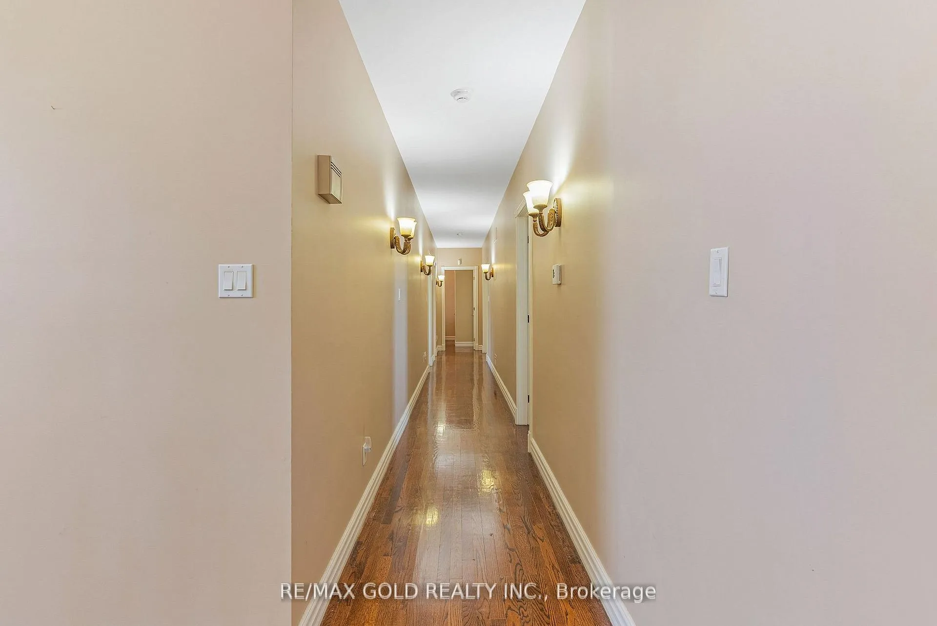 Photo 11 of 45 Humber Trail, Caledon, Palgrave — HOMEH