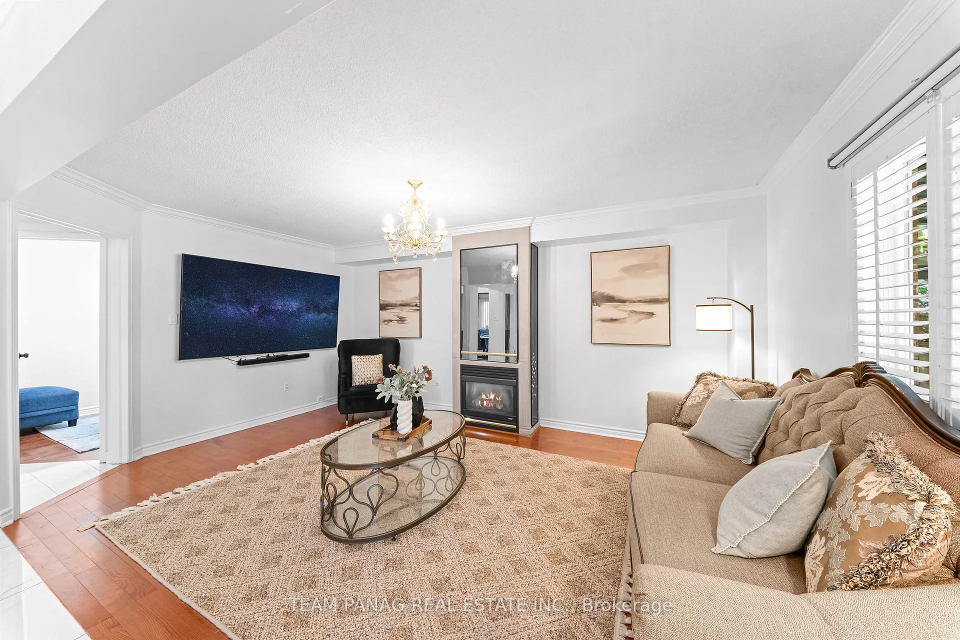 Photo 15 of 8 Shallimar Court, Brampton, Brampton West — HOMEH