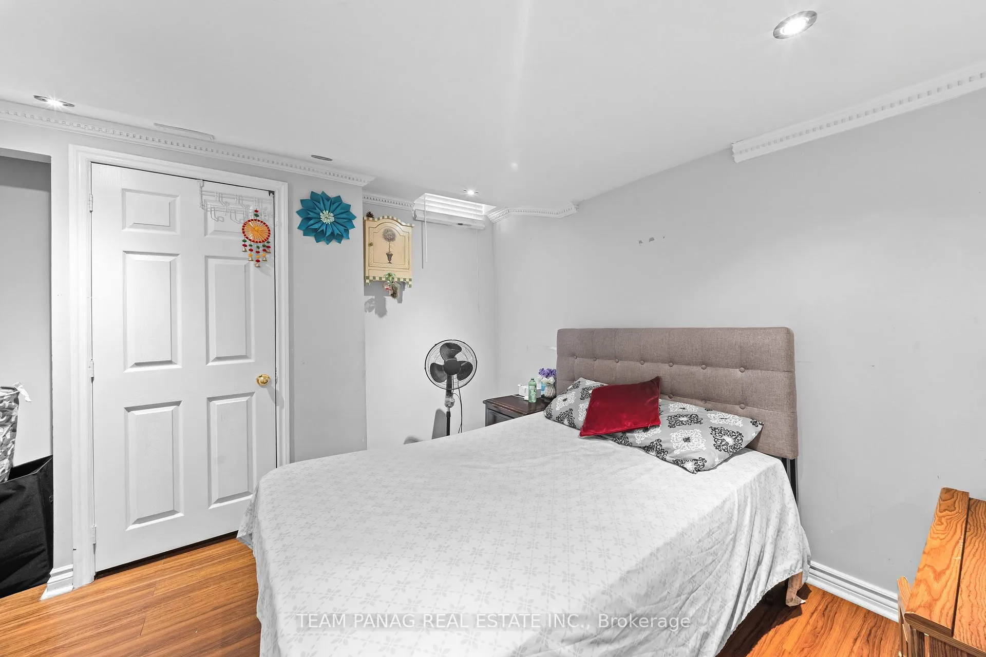 Photo 40 of 8 Shallimar Court, Brampton, Brampton West — HOMEH