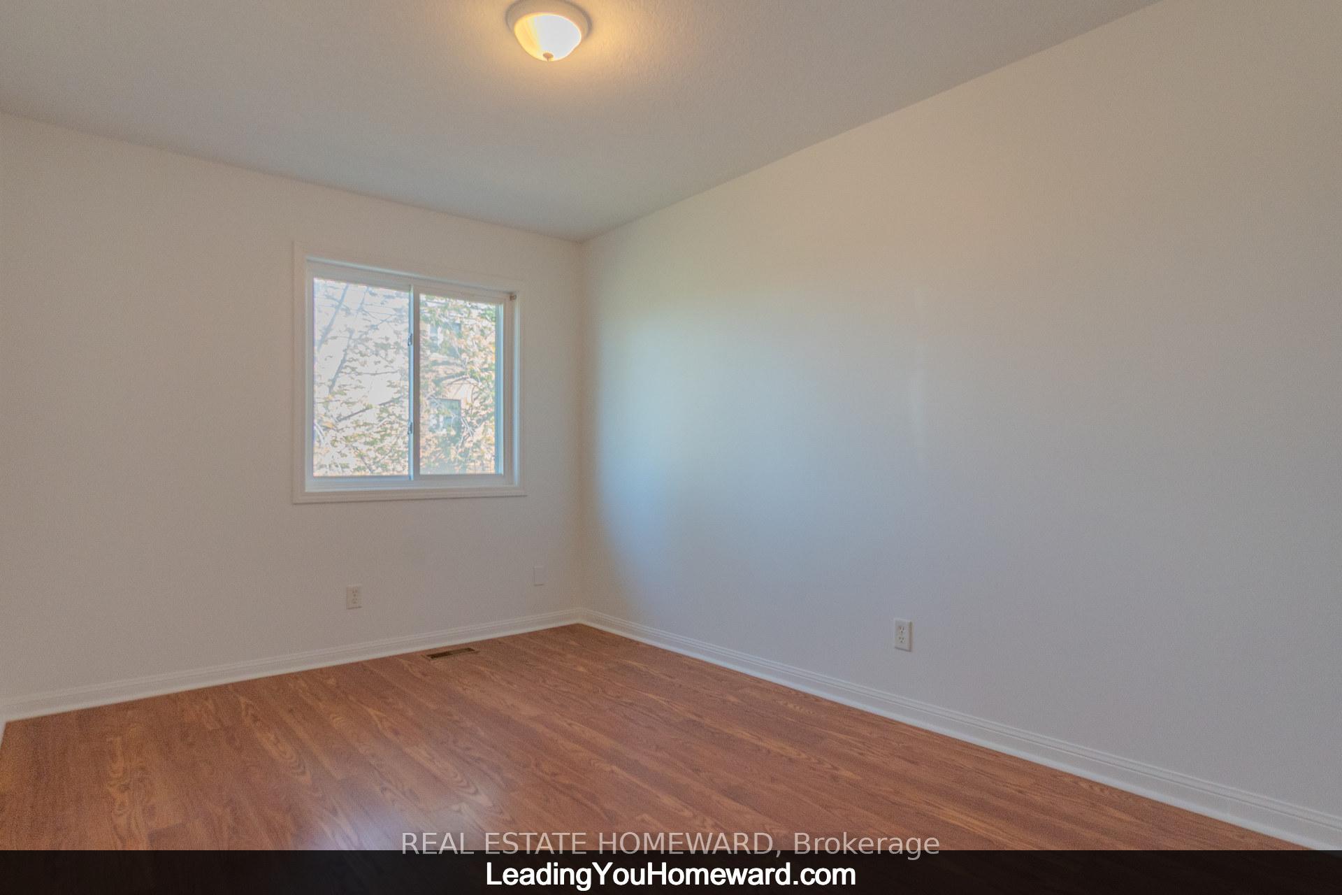 Photo 20 of Unit 19, 488 Yonge Street, Barrie, Painswick North — HOMEH