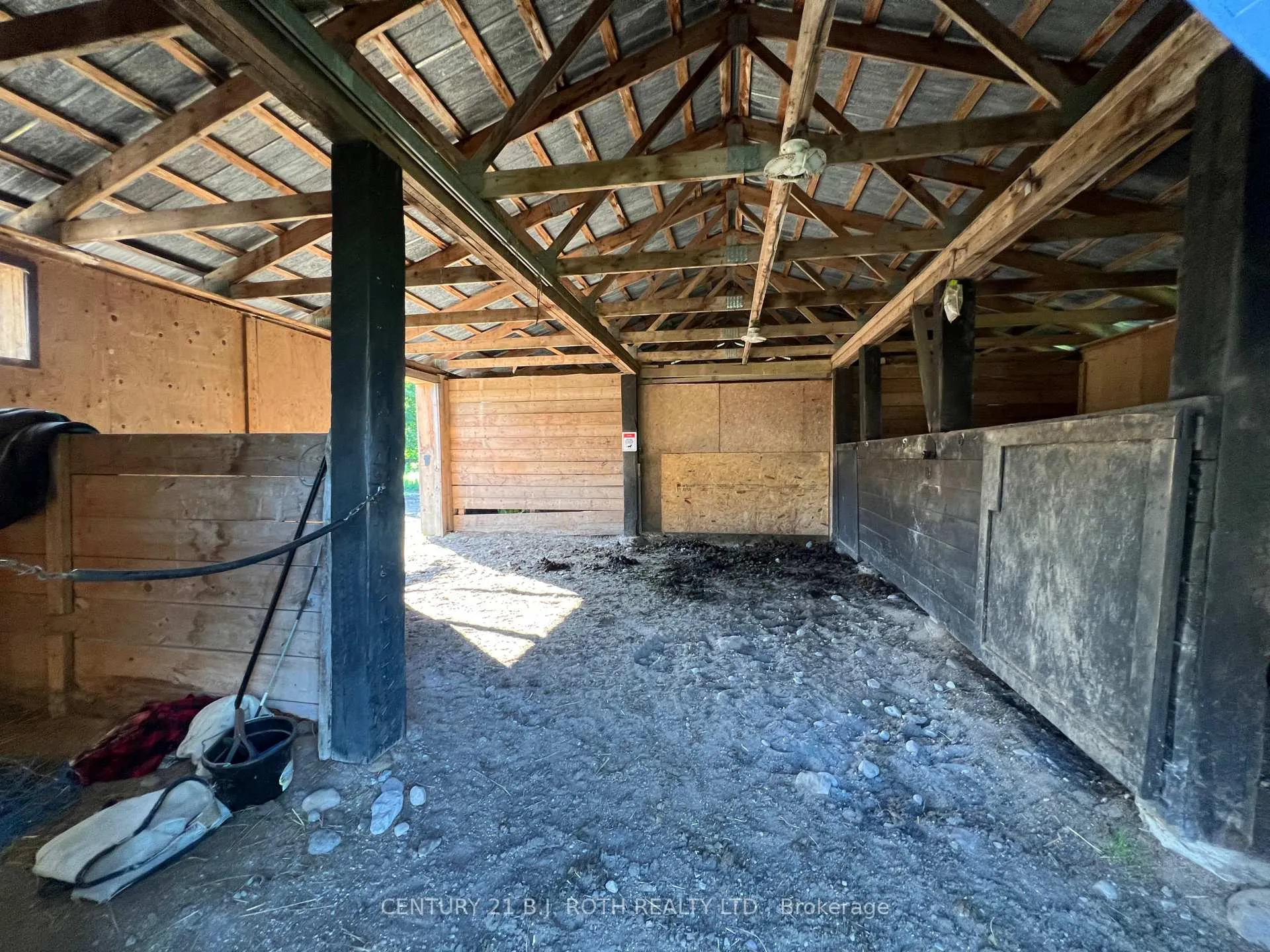 Photo 10 of 2266 Foxmead Road, Oro-Medonte, Rural Oro-Medonte — HOMEH