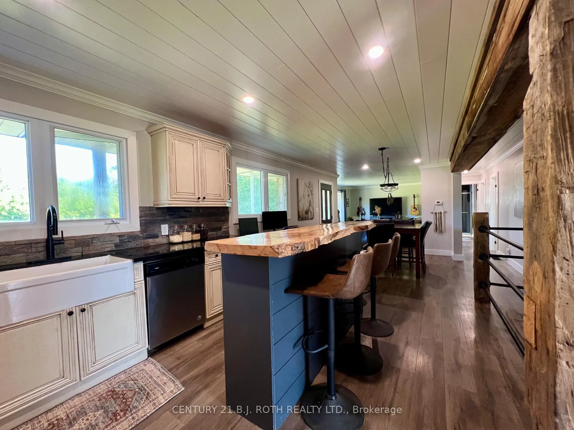 Photo 15 of 2266 Foxmead Road, Oro-Medonte, Rural Oro-Medonte — HOMEH