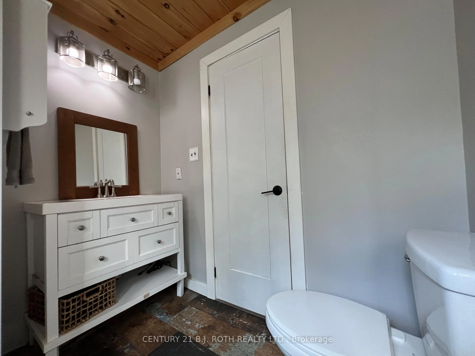 Photo 24 of 2266 Foxmead Road, Oro-Medonte, Rural Oro-Medonte — HOMEH