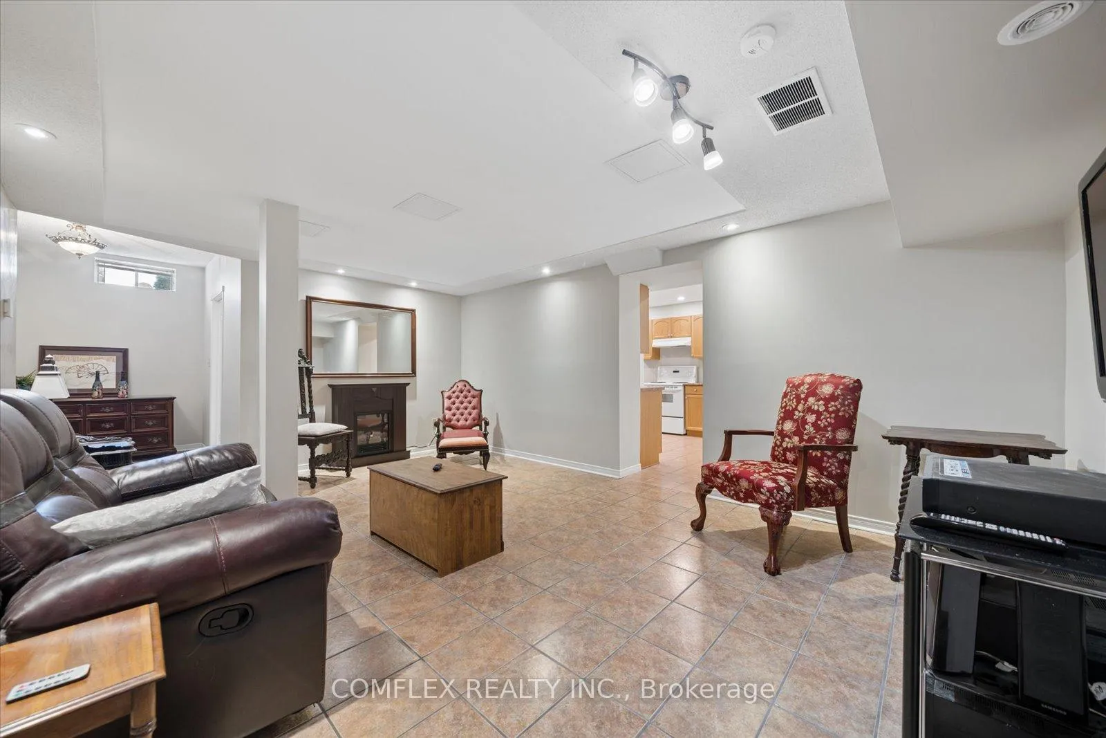 Photo 35 of 1150 Raglan Road E, Oshawa, Rural Oshawa — HOMEH