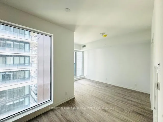 Photo 4 of Unit 3206, 55 Mercer Street, Toronto, Waterfront Communities — HOMEH
