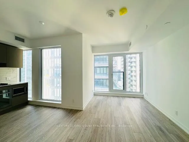 Photo 7 of Unit 3206, 55 Mercer Street, Toronto, Waterfront Communities — HOMEH