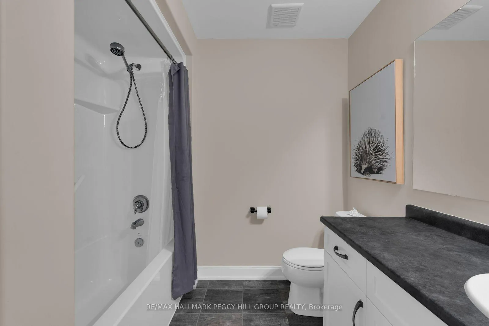 Photo 11 of 2 Foley Crescent, Collingwood — HOMEH