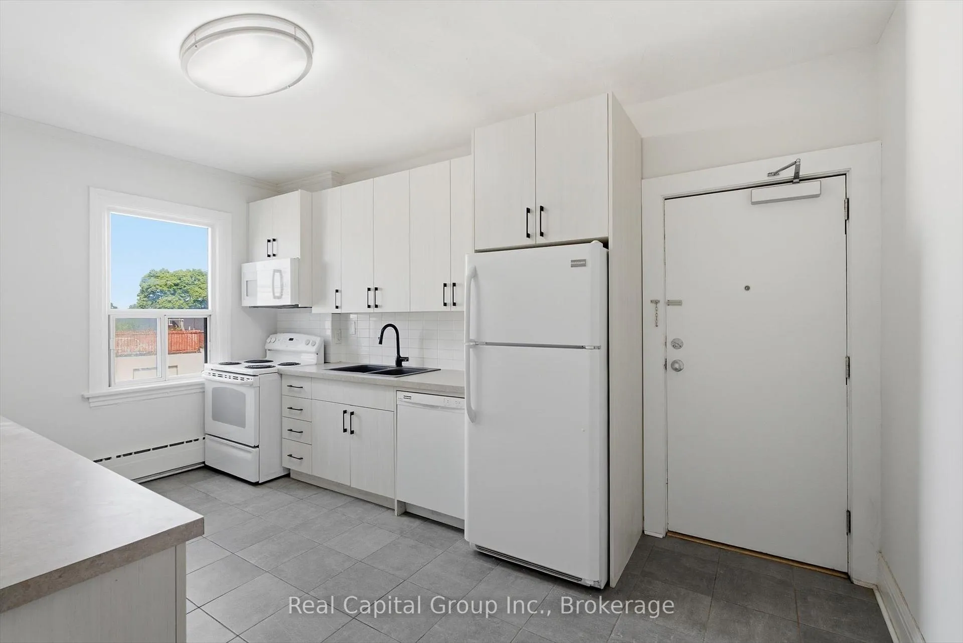 Photo 9 of Unit 3, 966 St Clair Avenue W, Toronto, Oakwood Village — HOMEH
