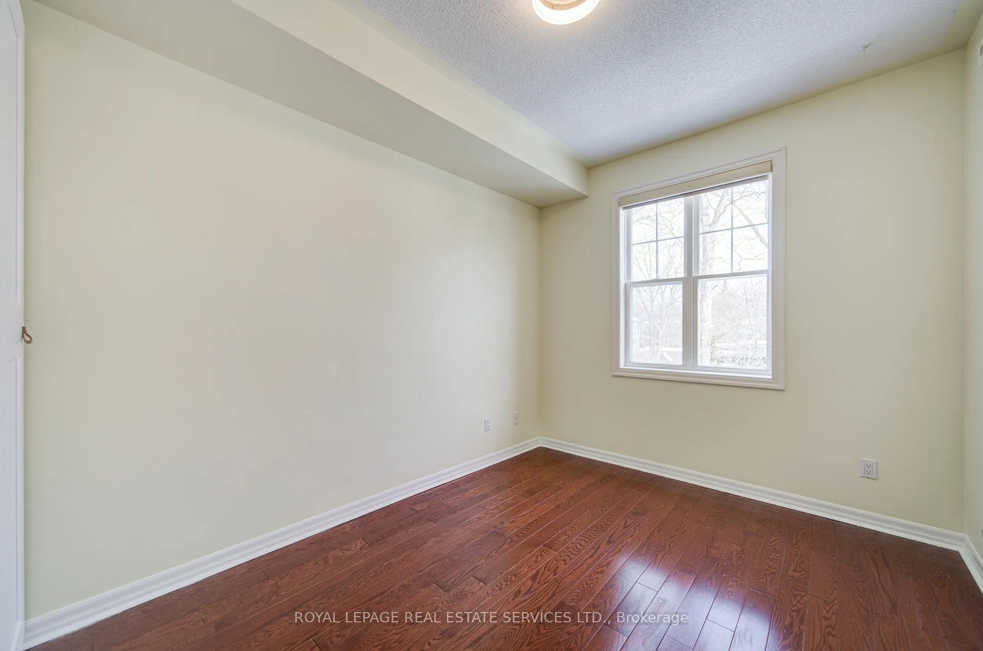 Photo 22 of 115 St. Lawrence Drive, Mississauga, Port Credit — HOMEH
