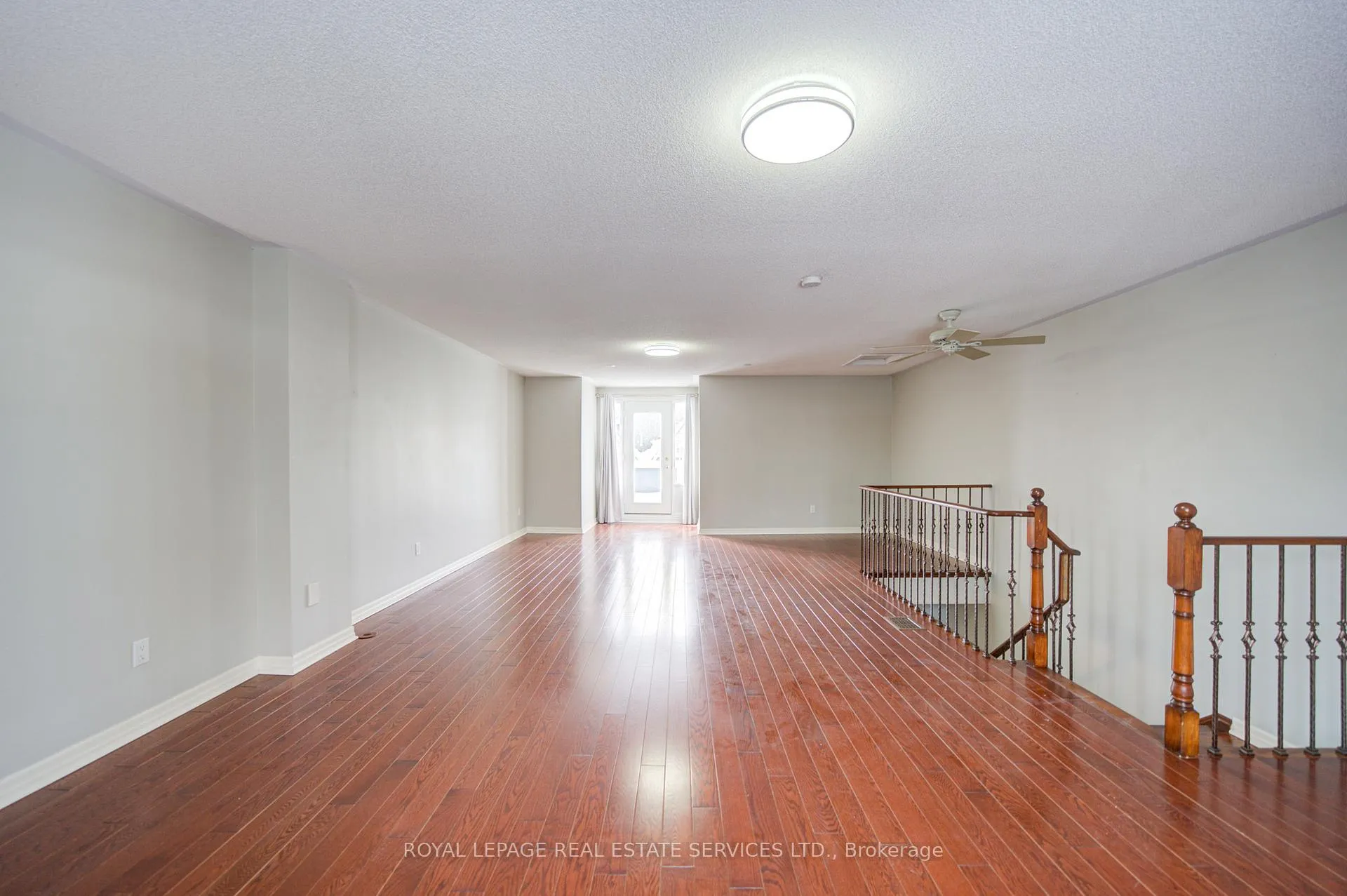 Photo 37 of 115 St. Lawrence Drive, Mississauga, Port Credit — HOMEH