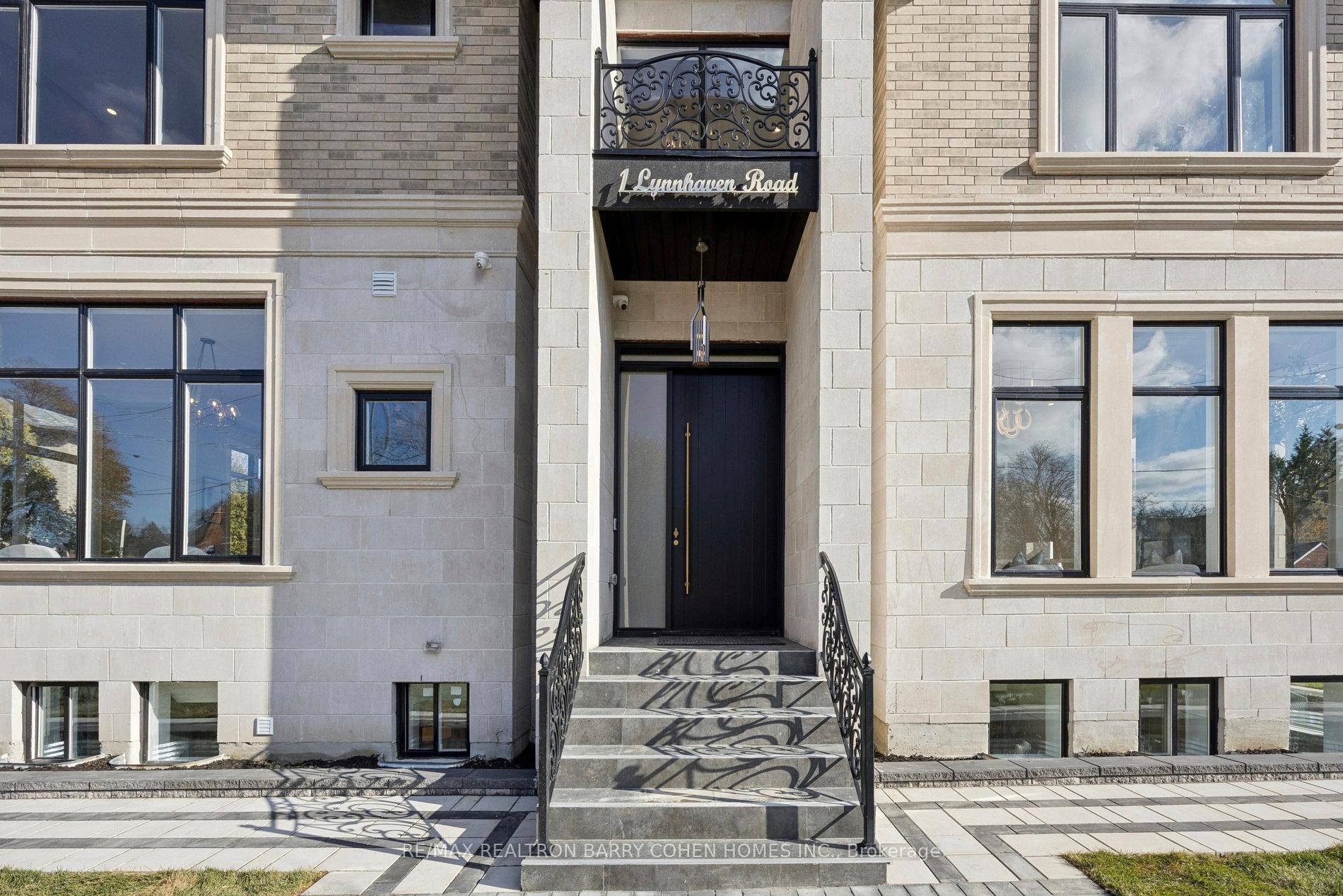 Photo 3 of 1 Lynnhaven Road, Toronto, Englemount-Lawrence — HOMEH