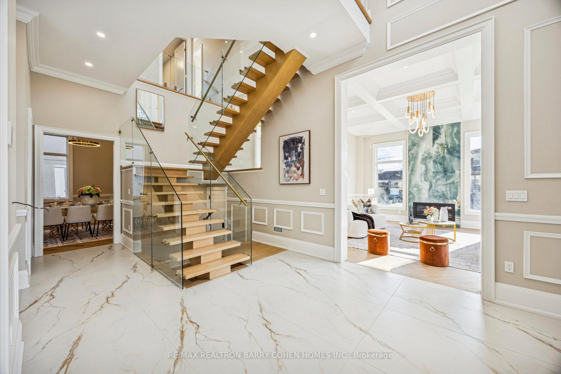 Photo 5 of 1 Lynnhaven Road, Toronto, Englemount-Lawrence — HOMEH