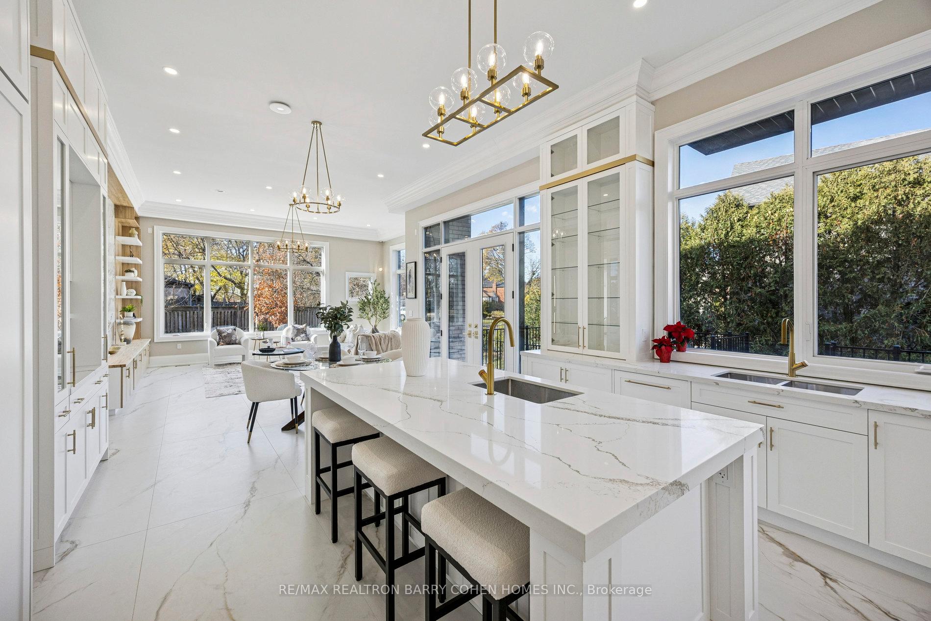 Photo 17 of 1 Lynnhaven Road, Toronto, Englemount-Lawrence — HOMEH