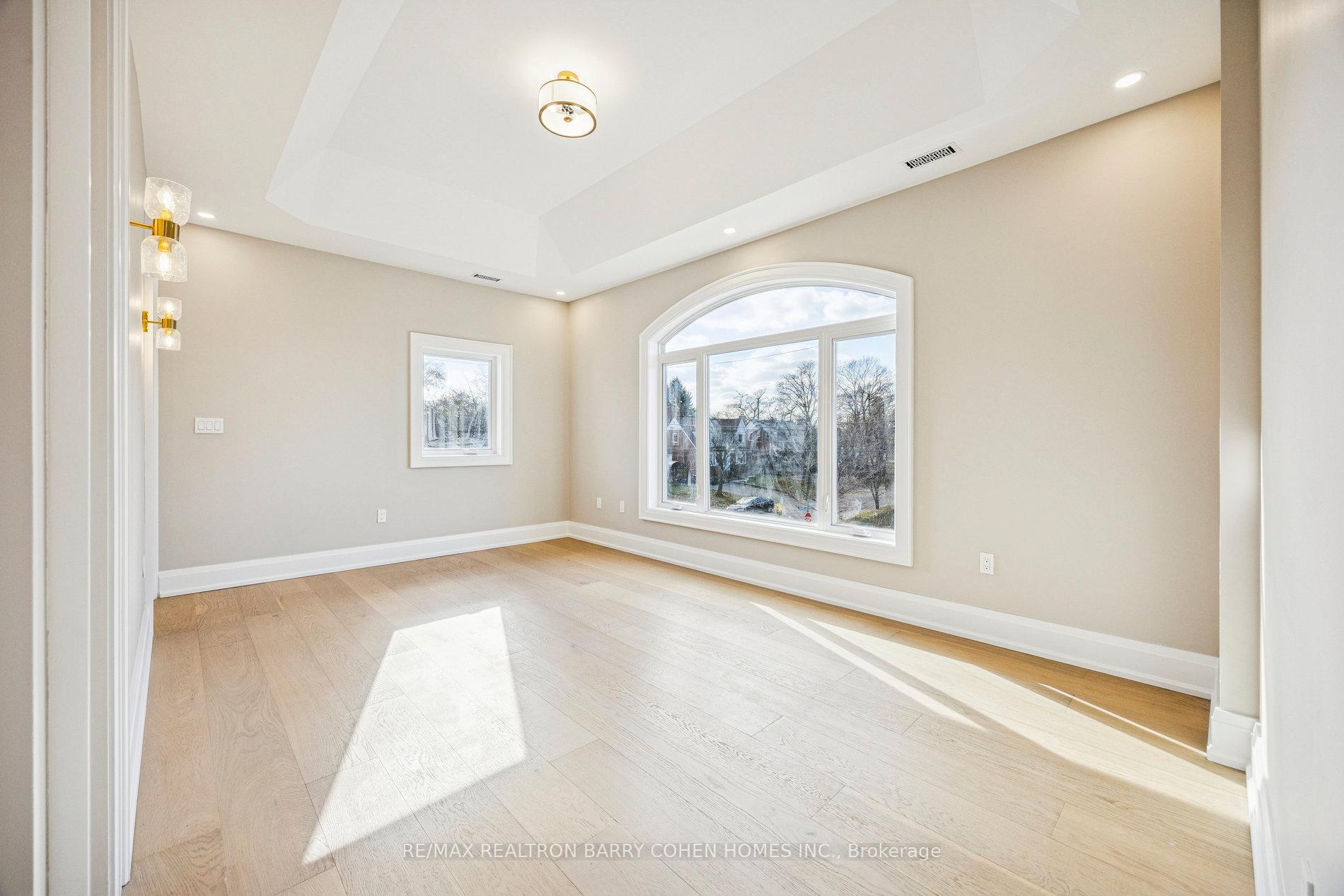 Photo 28 of 1 Lynnhaven Road, Toronto, Englemount-Lawrence — HOMEH