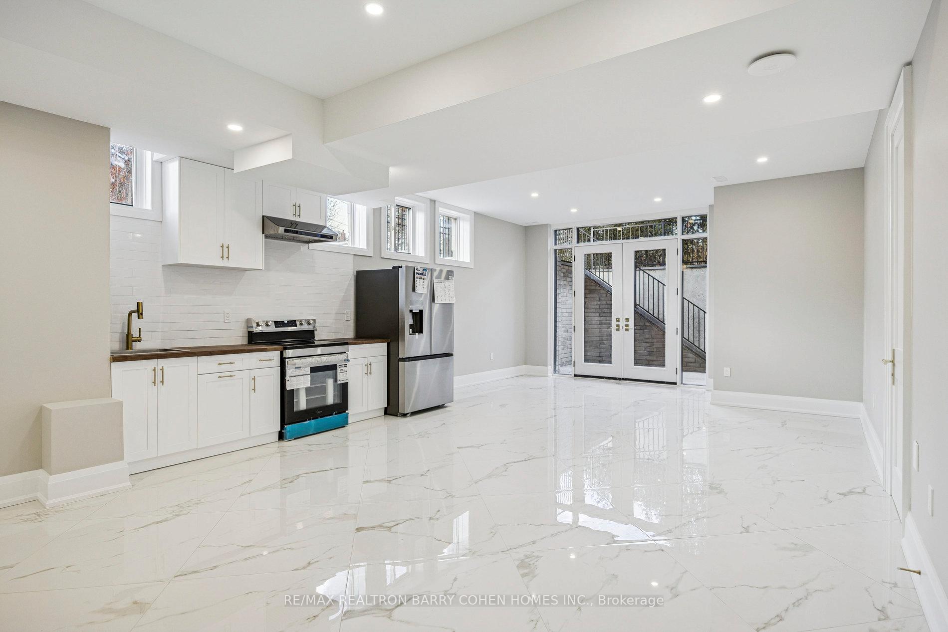 Photo 41 of 1 Lynnhaven Road, Toronto, Englemount-Lawrence — HOMEH