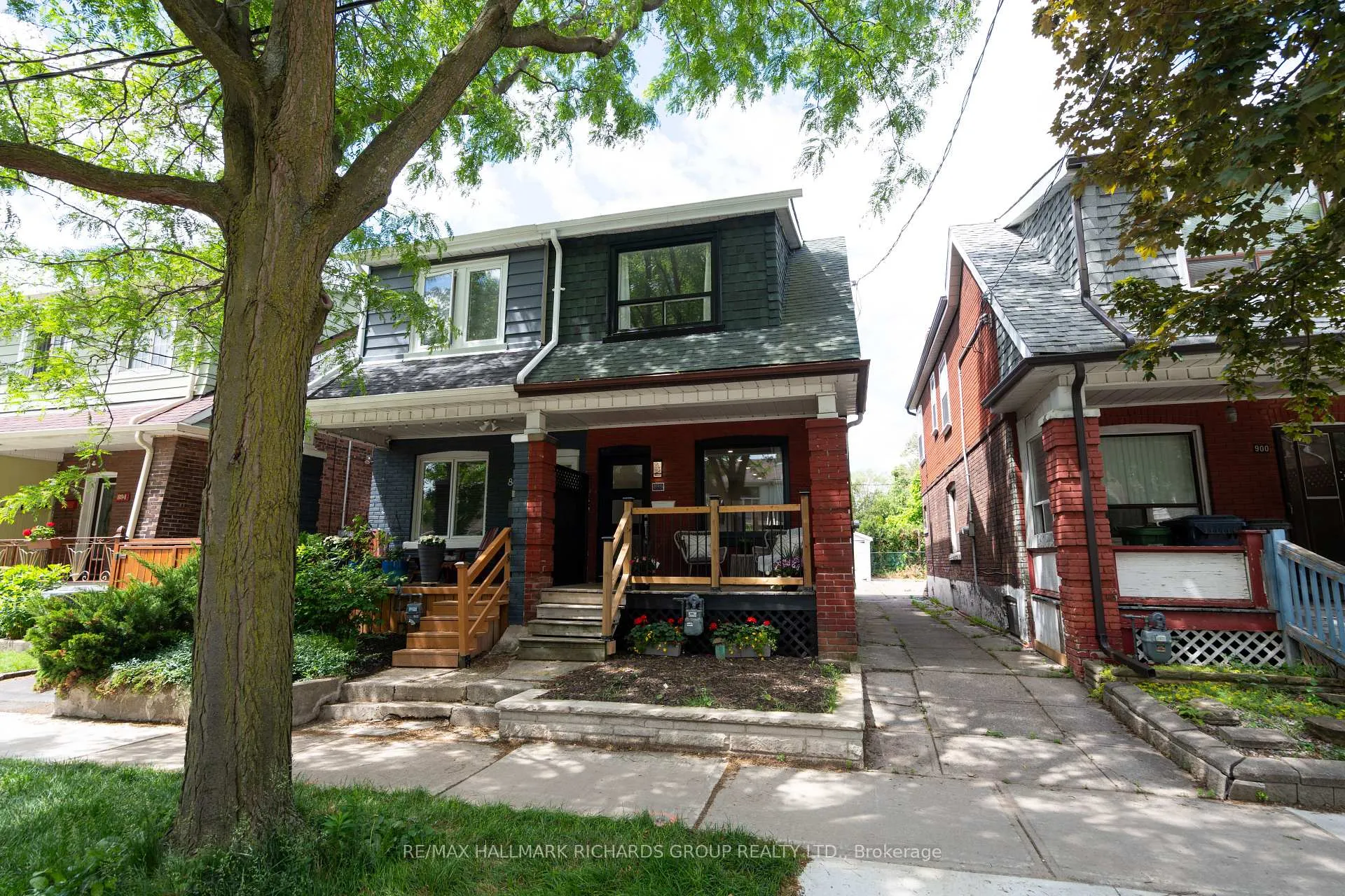 Photo of 898 Greenwood Avenue
