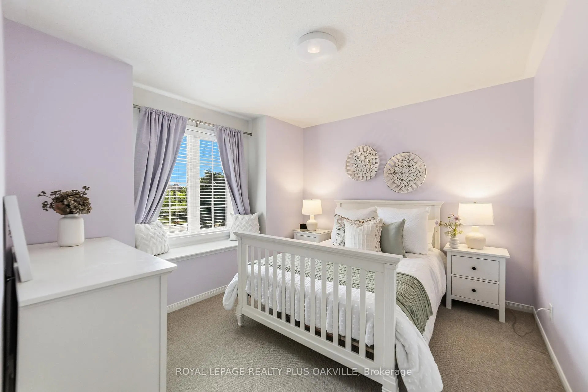 Photo 18 of 2401 Postmaster Drive, Oakville, Westmount — HOMEH