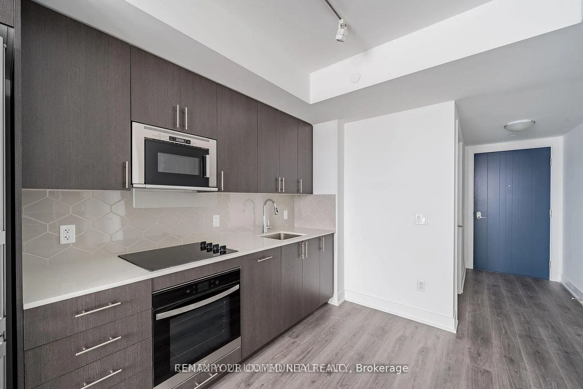 Photo 8 of Unit 1203, 2545 Simcoe Street N, Oshawa, Windfields — HOMEH
