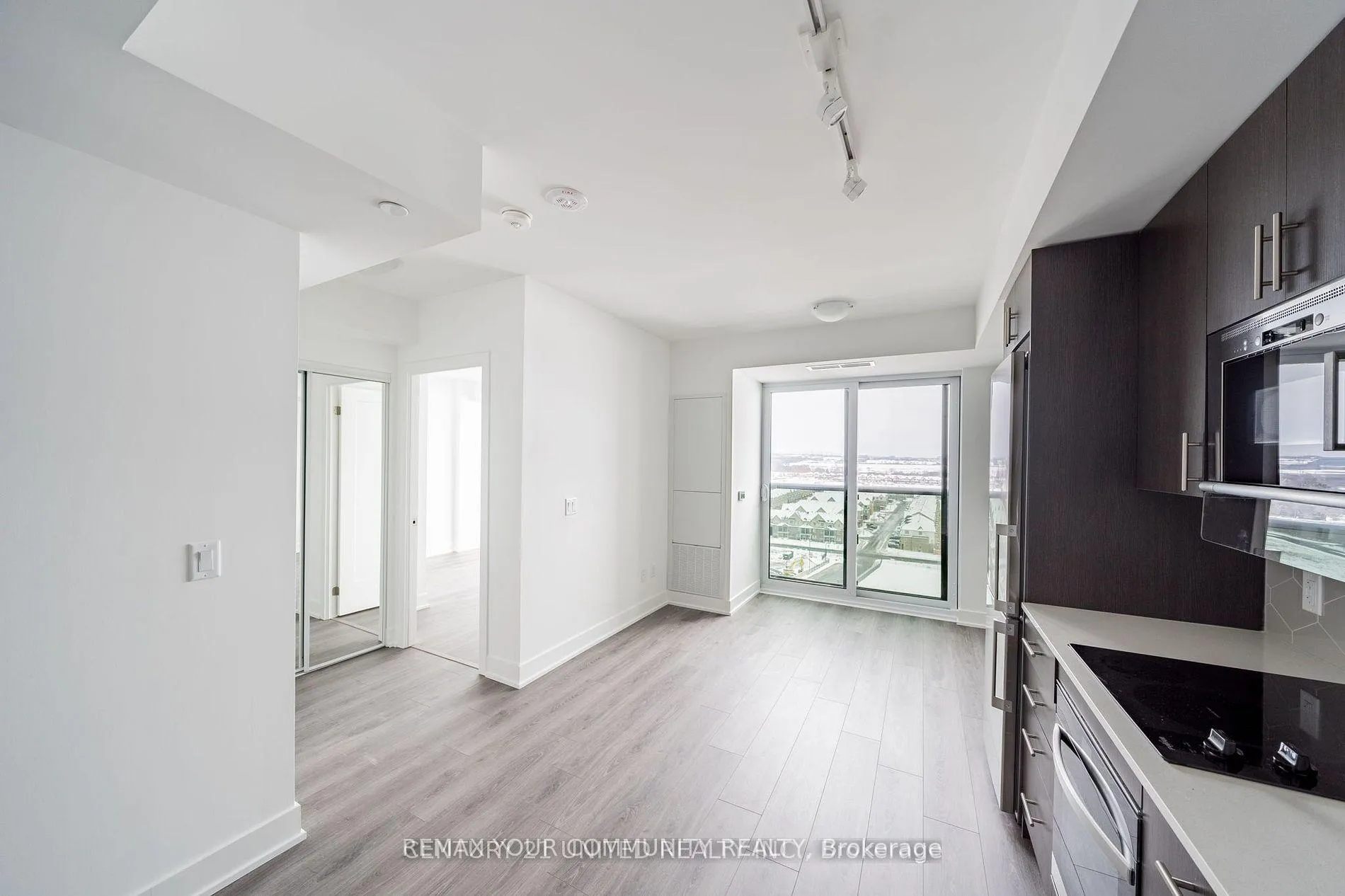 Photo 12 of Unit 1203, 2545 Simcoe Street N, Oshawa, Windfields — HOMEH