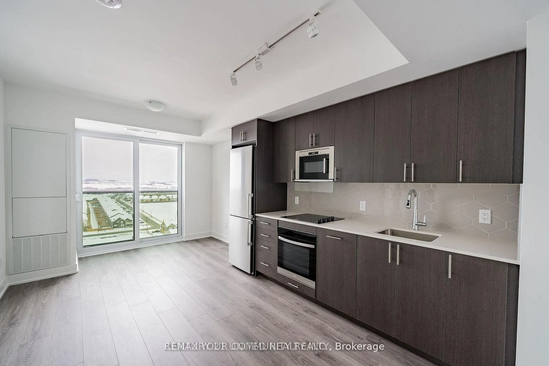 Photo 14 of Unit 1203, 2545 Simcoe Street N, Oshawa, Windfields — HOMEH