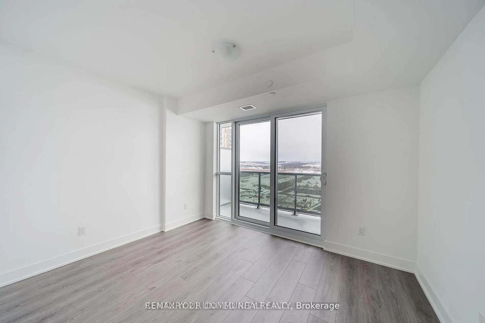 Photo 24 of Unit 1203, 2545 Simcoe Street N, Oshawa, Windfields — HOMEH