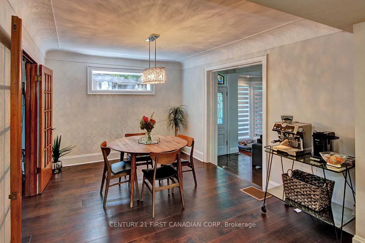 Photo 5 of 4 Jerseyville Road E, Hamilton, Ancaster — HOMEH