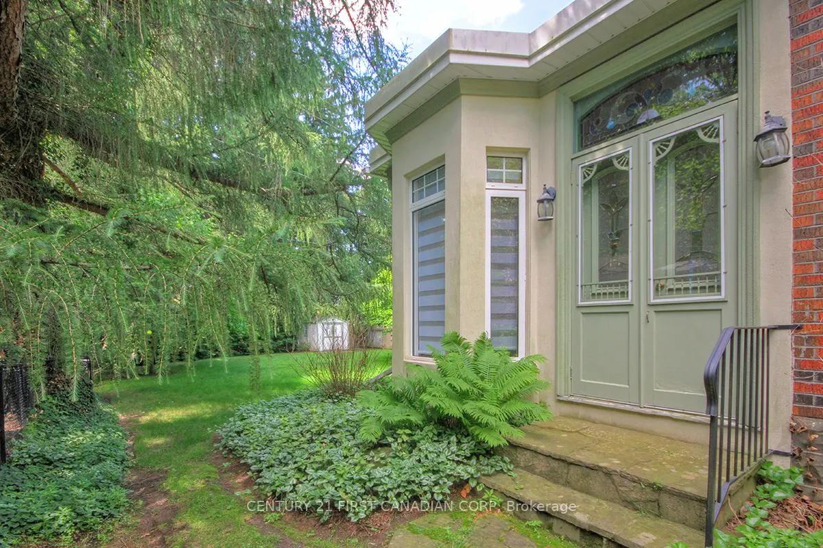 Photo 28 of 4 Jerseyville Road E, Hamilton, Ancaster — HOMEH