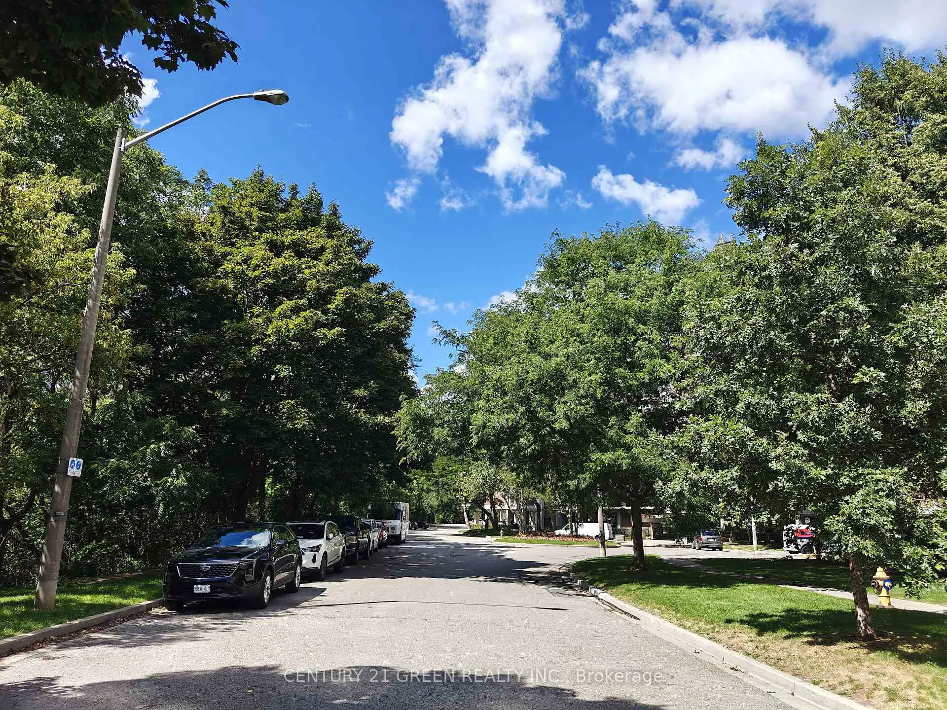 Photo 4 of Unit 1206, 4 Park Vista, Toronto, O'Connor-Parkview — HOMEH