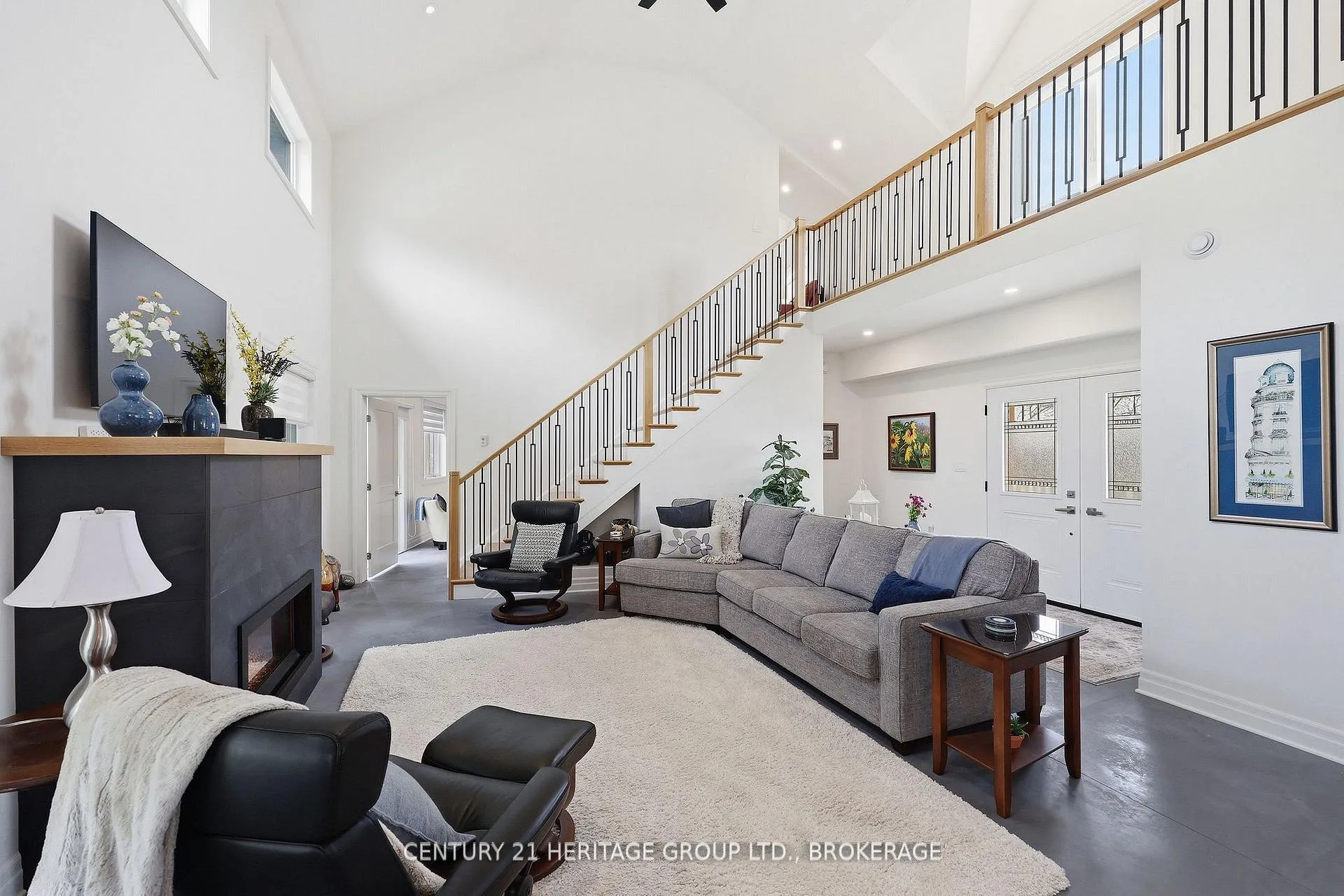 Photo 9 of 1033 Kona Crescent, Frontenac, Frontenac South — HOMEH