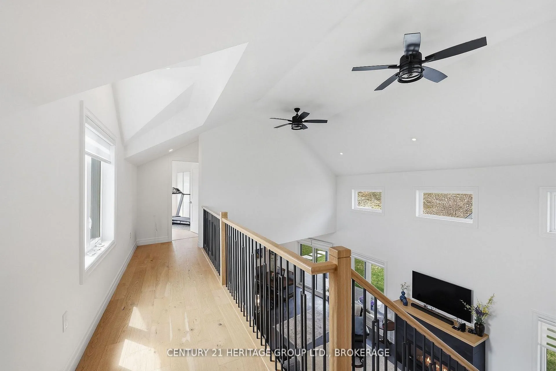 Photo 31 of 1033 Kona Crescent, Frontenac, Frontenac South — HOMEH