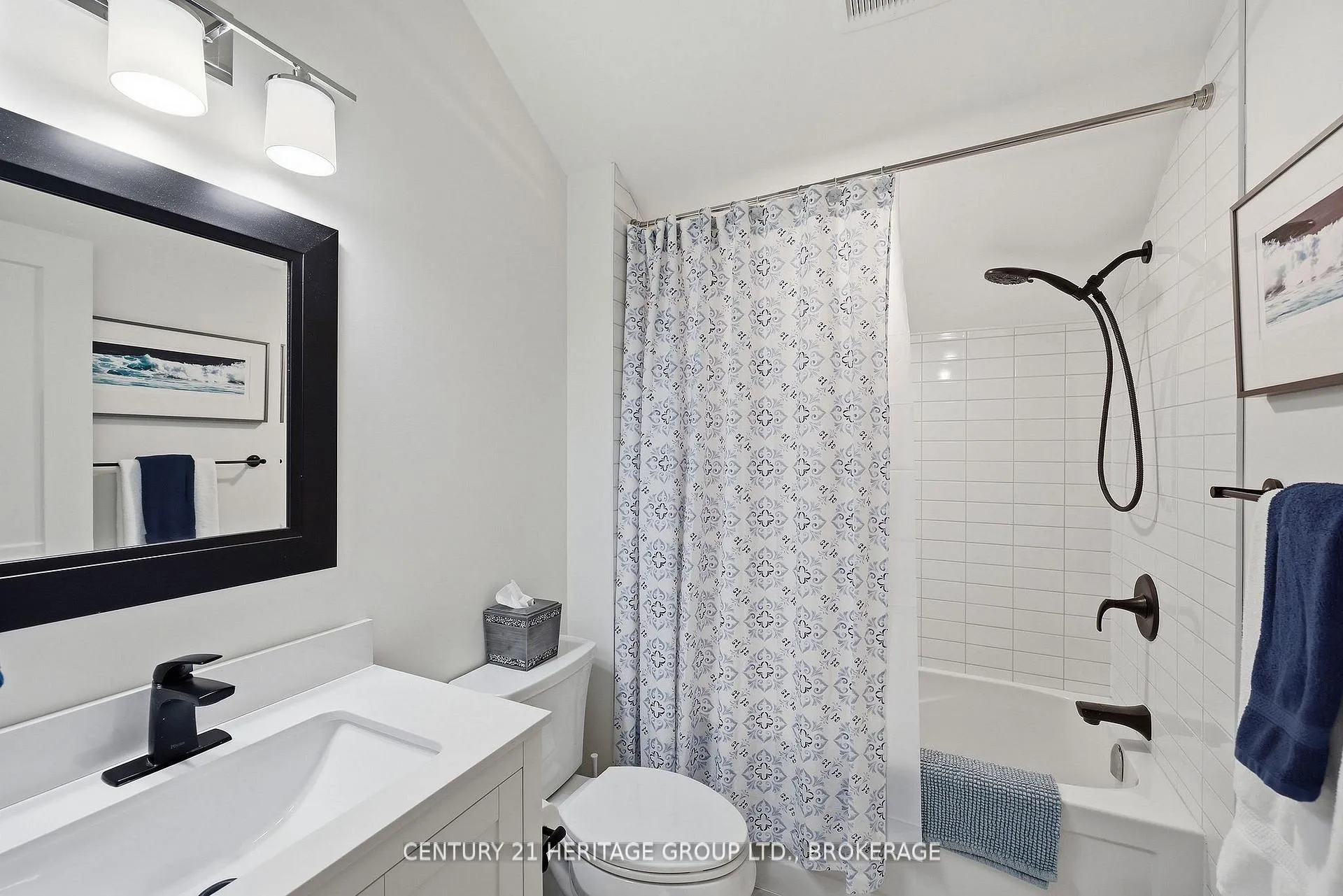 Photo 33 of 1033 Kona Crescent, Frontenac, Frontenac South — HOMEH