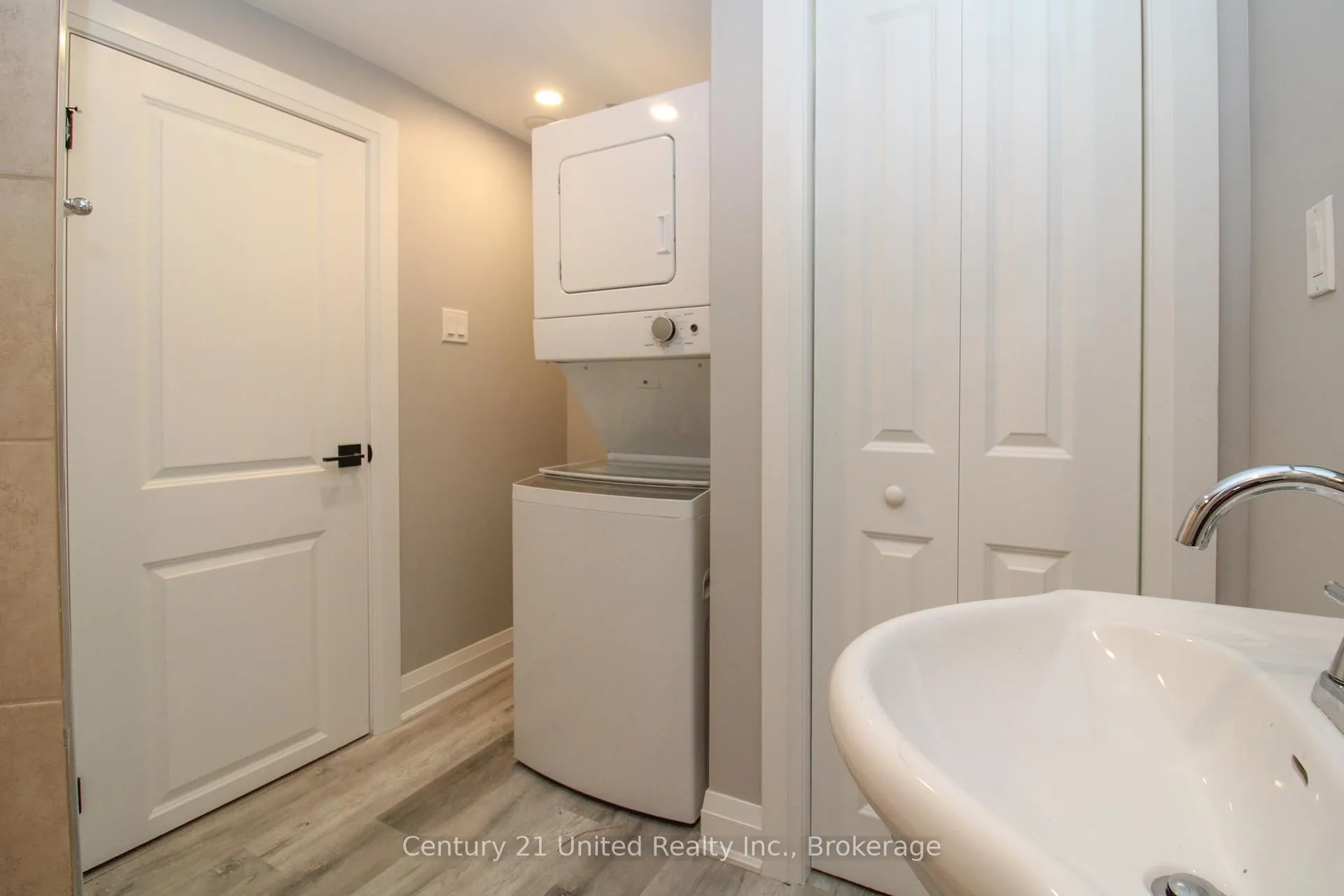 Photo 14 of Unit A, 333 Spencley's Lane, Peterborough, Ashburnham Ward 4 — HOMEH