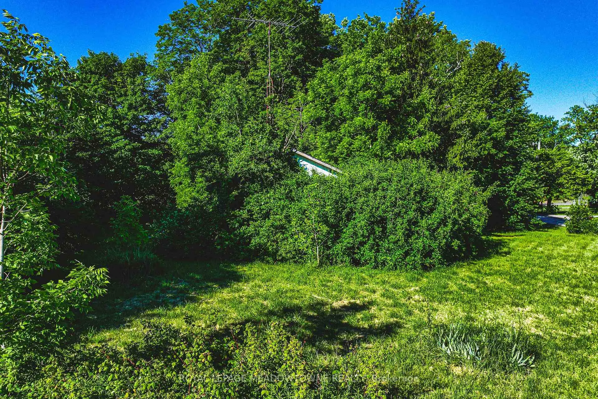 Photo 10 of 8220 10 Side Road, Halton Hills, Rural Esquesing — HOMEH