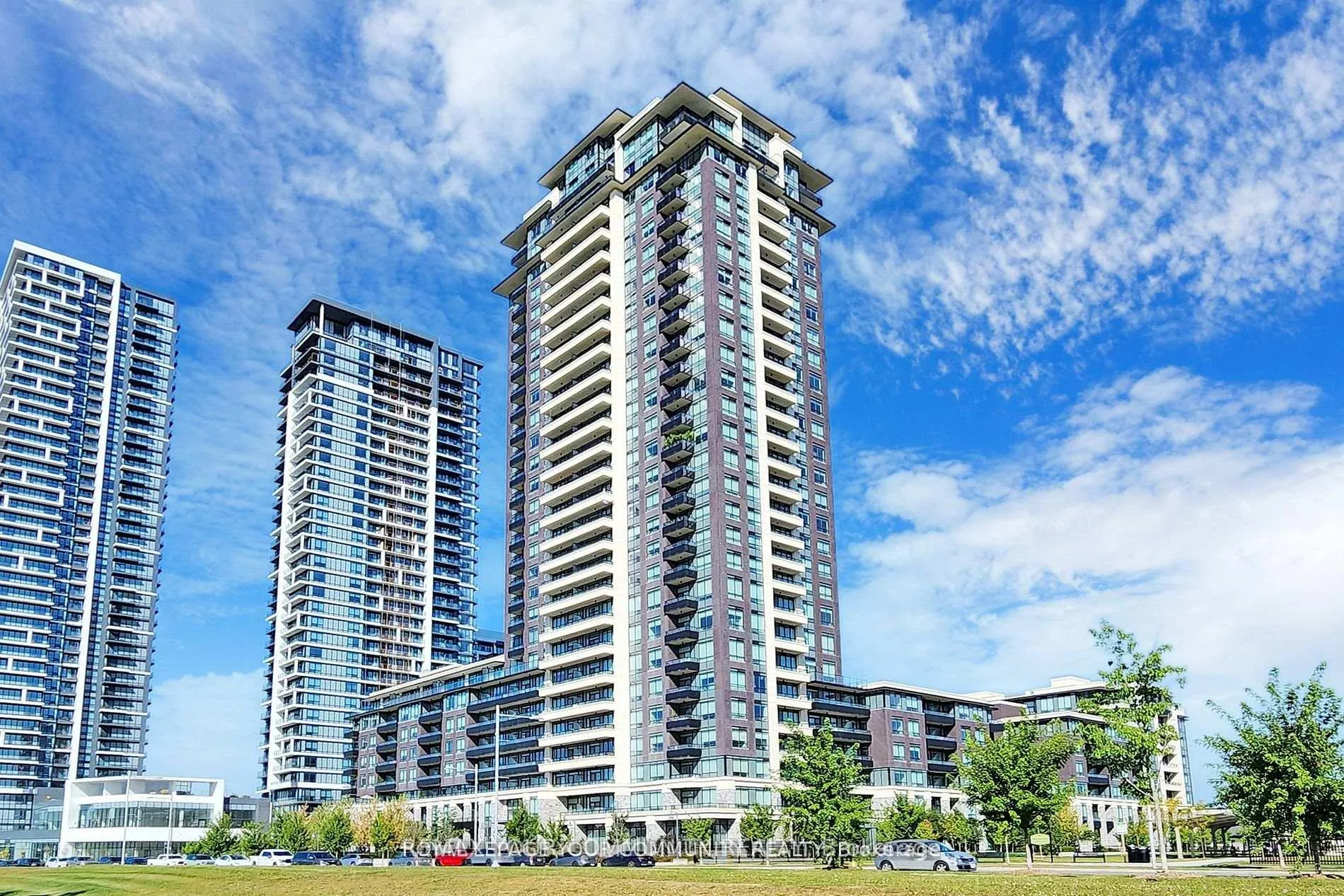 Photo 1 of Unit 312, 15 Water Walk Drive, Markham, Unionville — HOMEH