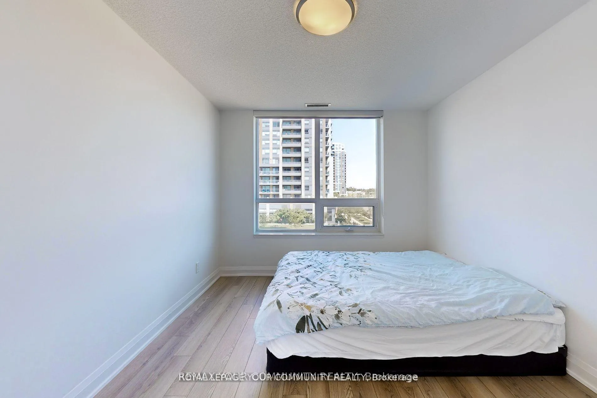 Photo 18 of Unit 312, 15 Water Walk Drive, Markham, Unionville — HOMEH