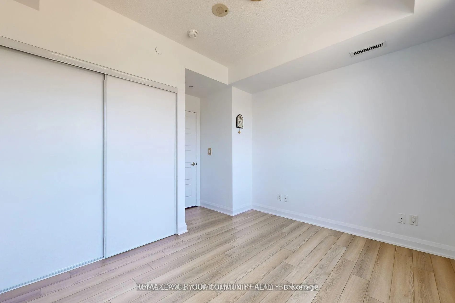 Photo 23 of Unit 312, 15 Water Walk Drive, Markham, Unionville — HOMEH
