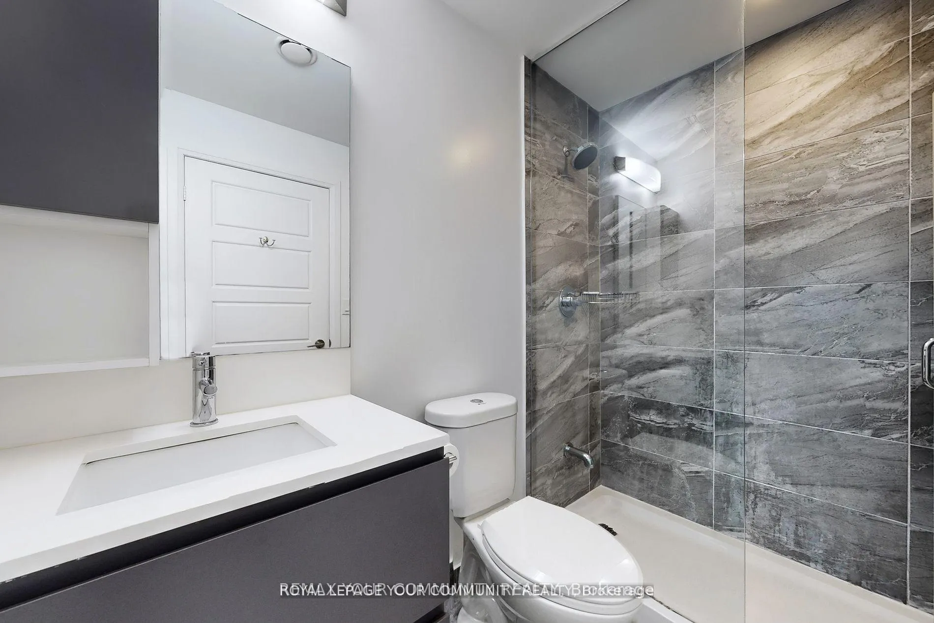 Photo 24 of Unit 312, 15 Water Walk Drive, Markham, Unionville — HOMEH