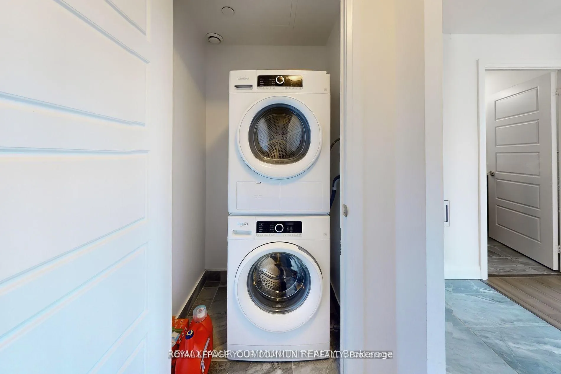 Photo 25 of Unit 312, 15 Water Walk Drive, Markham, Unionville — HOMEH