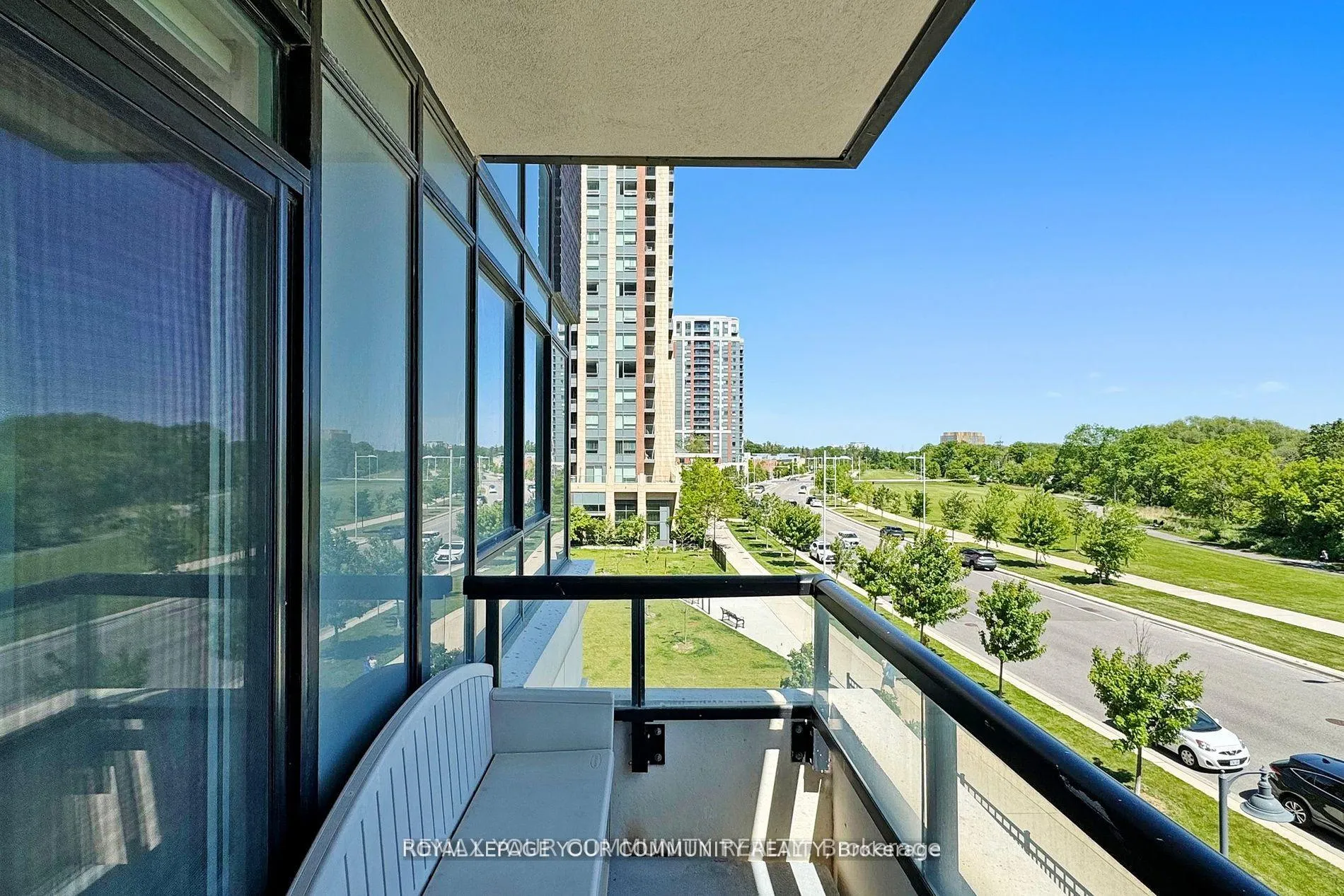 Photo 28 of Unit 312, 15 Water Walk Drive, Markham, Unionville — HOMEH