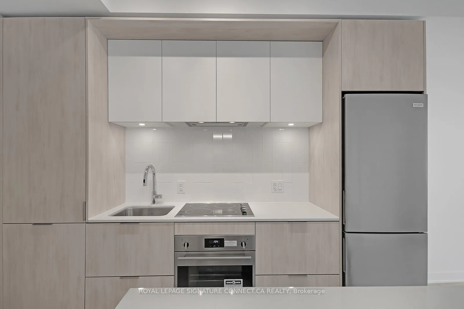 Photo 5 of Unit 909, 130 River Street, Toronto, Regent Park — HOMEH
