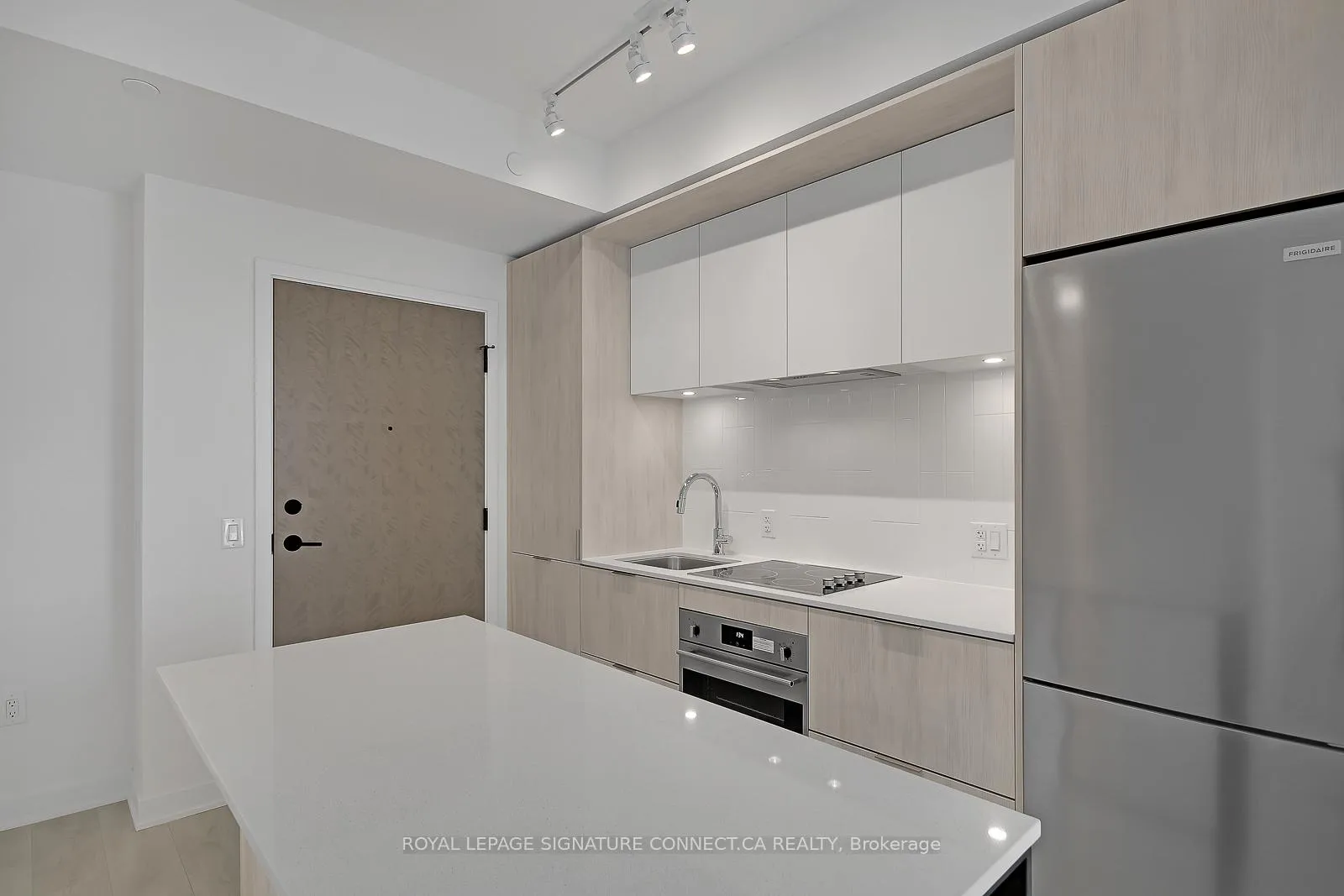 Photo 6 of Unit 909, 130 River Street, Toronto, Regent Park — HOMEH