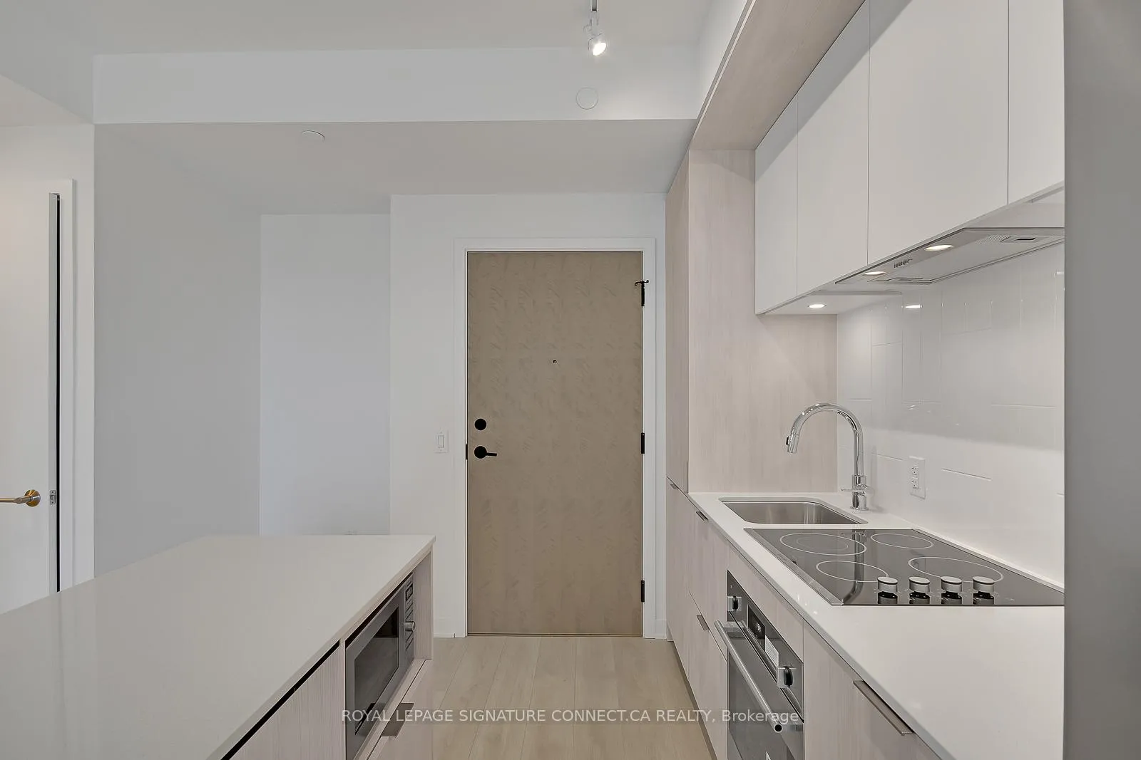 Photo 7 of Unit 909, 130 River Street, Toronto, Regent Park — HOMEH