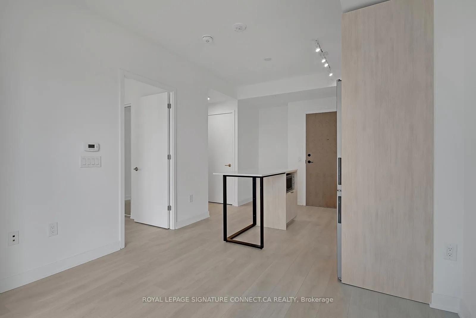Photo 12 of Unit 909, 130 River Street, Toronto, Regent Park — HOMEH