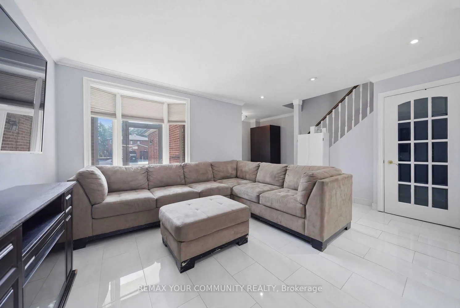 Photo 11 of 130 Andrea Lane, Vaughan, East Woodbridge — HOMEH