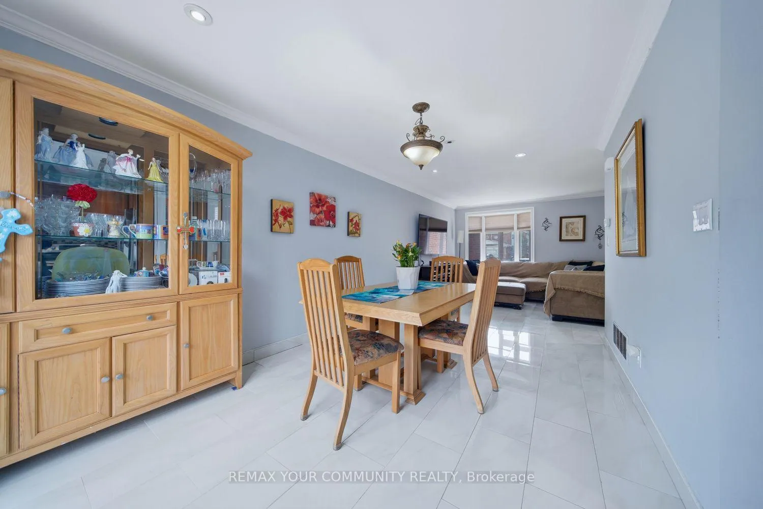 Photo 17 of 130 Andrea Lane, Vaughan, East Woodbridge — HOMEH